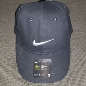 NIKE Gray Adjustable Child Hat